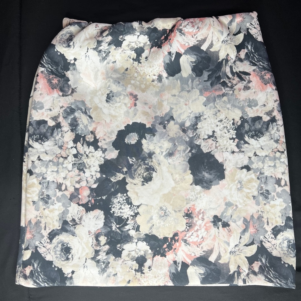 Beautiful Floral Print Mini Skirt